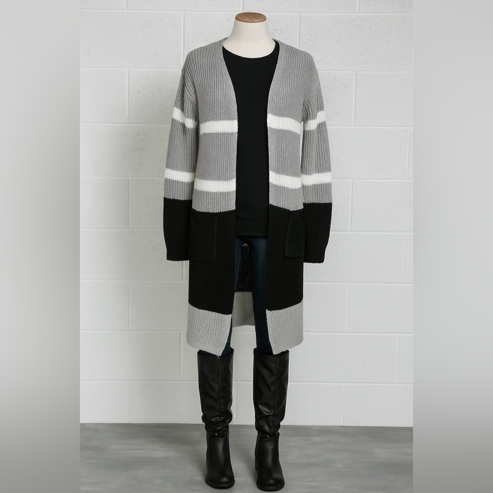 Sweater Grey Black White Open Draped long Modern Cardigan Size XL Women’s Soft